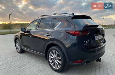 Внедорожник / Кроссовер Mazda CX-5 2018 в 