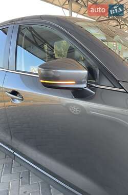 Позашляховик / Кросовер Mazda CX-5 2020 в 