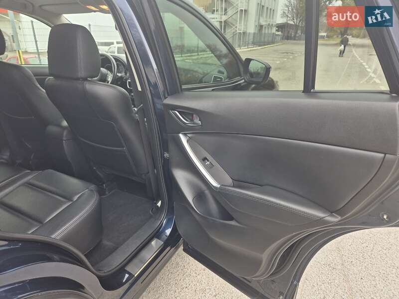 Позашляховик / Кросовер Mazda CX-5 2015 в Дніпрі
