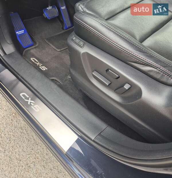 Позашляховик / Кросовер Mazda CX-5 2015 в Дніпрі