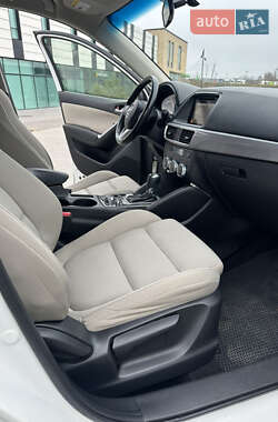 Внедорожник / Кроссовер Mazda CX-5 2016 в 