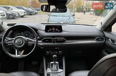 Позашляховик / Кросовер Mazda CX-5 2018 в 