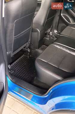 Позашляховик / Кросовер Mazda CX-5 2012 в 