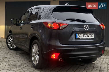 Позашляховик / Кросовер Mazda CX-5 2014 в 