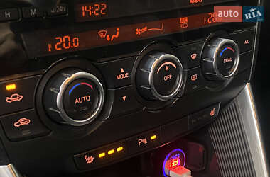 Позашляховик / Кросовер Mazda CX-5 2014 в 