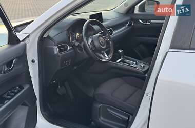 Позашляховик / Кросовер Mazda CX-5 2017 в Чернівцях