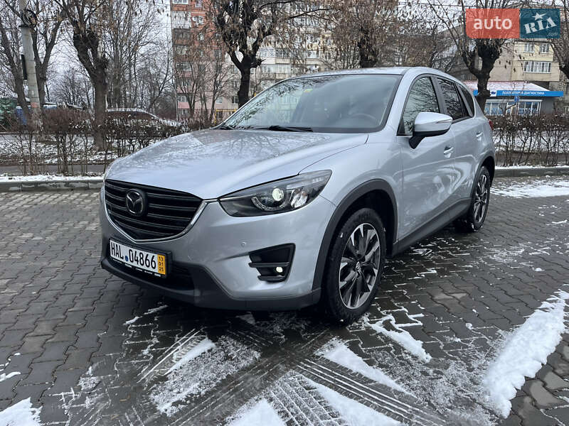 Позашляховик / Кросовер Mazda CX-5 2015 в Чернівцях