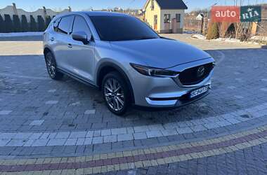 Позашляховик / Кросовер Mazda CX-5 2019 в 