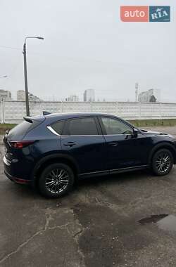 Позашляховик / Кросовер Mazda CX-5 2017 в Києві