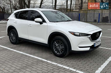 Позашляховик / Кросовер Mazda CX-5 2019 в 