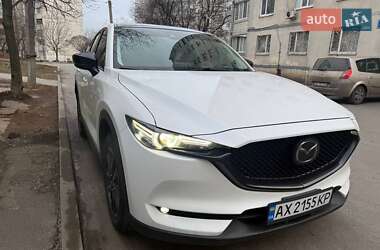 Позашляховик / Кросовер Mazda CX-5 2018 в 
