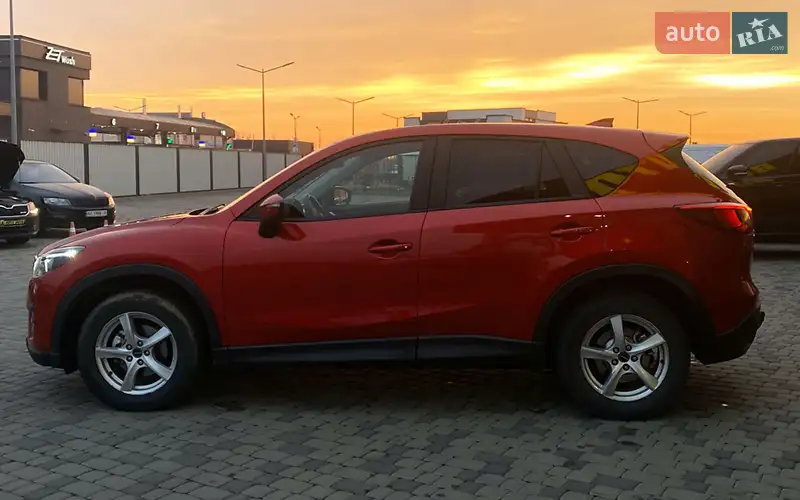 Внедорожник / Кроссовер Mazda CX-5 2015 в 