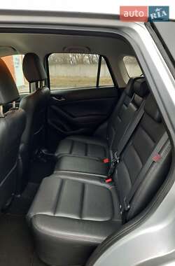 Внедорожник / Кроссовер Mazda CX-5 2016 в 