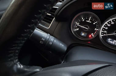Внедорожник / Кроссовер Mazda CX-5 2015 в 