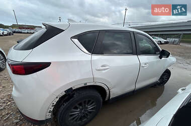 Внедорожник / Кроссовер Mazda CX-5 2017 в 