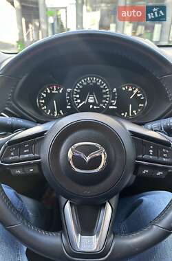 Внедорожник / Кроссовер Mazda CX-5 2023 в 