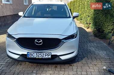 Позашляховик / Кросовер Mazda CX-5 2017 в Червонограді