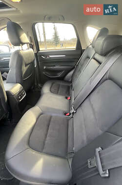 Позашляховик / Кросовер Mazda CX-5 2018 в 
