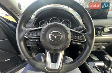 Позашляховик / Кросовер Mazda CX-5 2018 в 