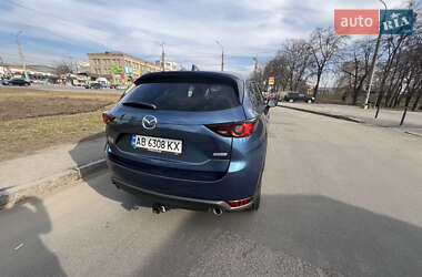 Позашляховик / Кросовер Mazda CX-5 2018 в 