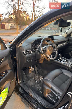 Позашляховик / Кросовер Mazda CX-5 2019 в 