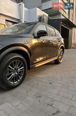 Позашляховик / Кросовер Mazda CX-5 2019 в 