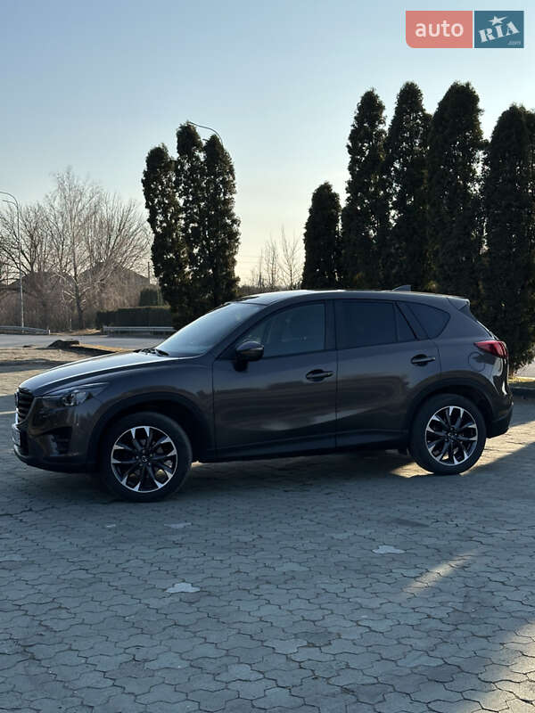 Внедорожник / Кроссовер Mazda CX-5 2016 в Дубно