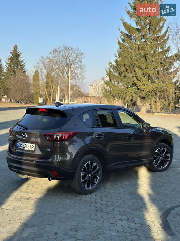 Внедорожник / Кроссовер Mazda CX-5 2016 в Дубно