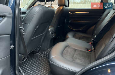 Позашляховик / Кросовер Mazda CX-5 2018 в 