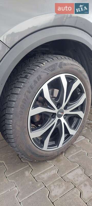 Внедорожник / Кроссовер Mazda CX-5 2017 в Стрые