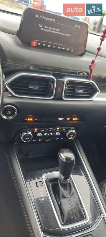 Внедорожник / Кроссовер Mazda CX-5 2017 в Стрые