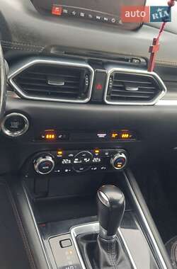 Внедорожник / Кроссовер Mazda CX-5 2017 в 