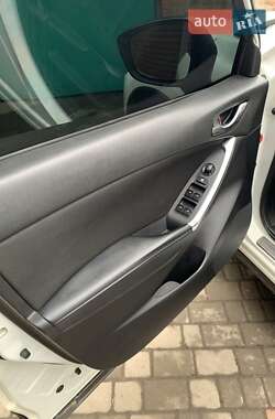 Позашляховик / Кросовер Mazda CX-5 2013 в 