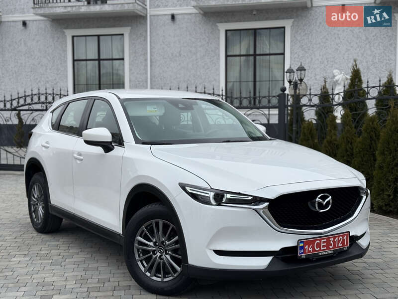Позашляховик / Кросовер Mazda CX-5 2017 в 