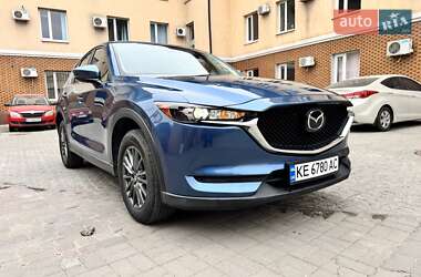 Позашляховик / Кросовер Mazda CX-5 2019 в 
