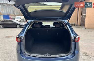Позашляховик / Кросовер Mazda CX-5 2019 в 
