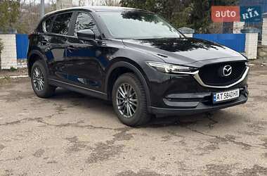 Внедорожник / Кроссовер Mazda CX-5 2018 в 