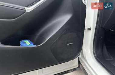 Позашляховик / Кросовер Mazda CX-5 2013 в 
