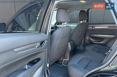 Позашляховик / Кросовер Mazda CX-5 2018 в 