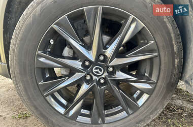 Позашляховик / Кросовер Mazda CX-5 2019 в  фото 16 Позашляховик / Кросовер Mazda CX-5 2019 в