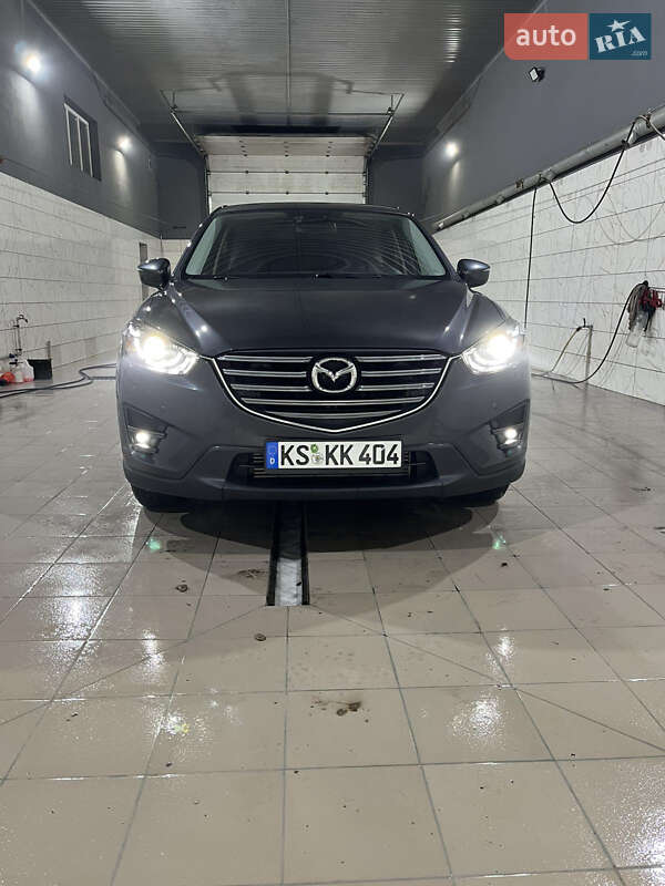 Внедорожник / Кроссовер Mazda CX-5 2016 в Хороле