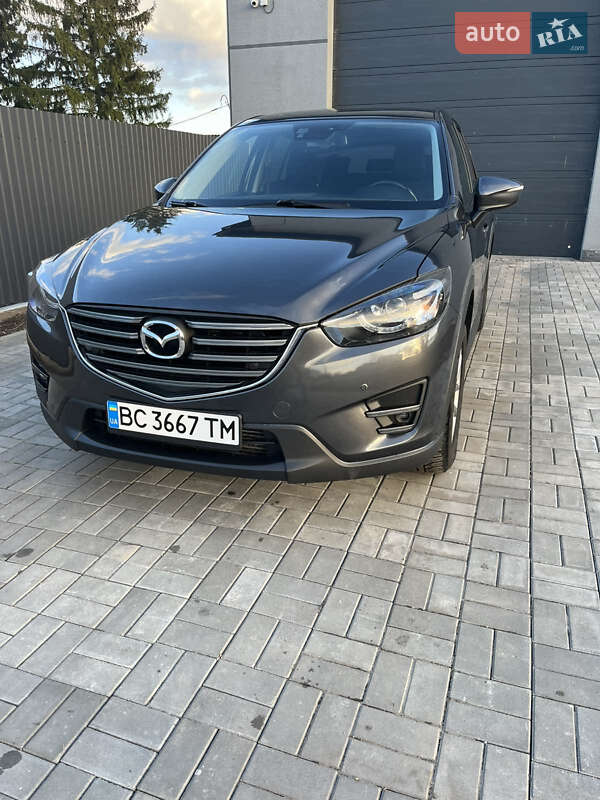 Внедорожник / Кроссовер Mazda CX-5 2016 в Хороле