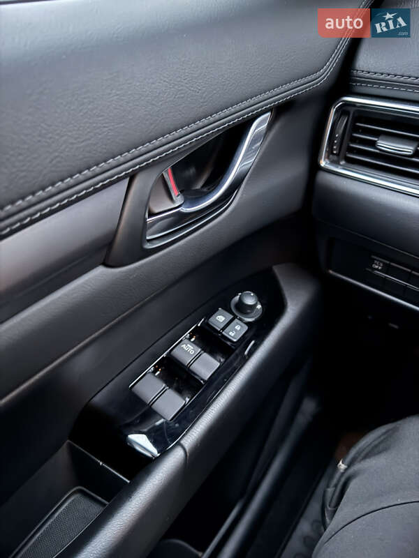 Внедорожник / Кроссовер Mazda CX-5 2017 в Сумах