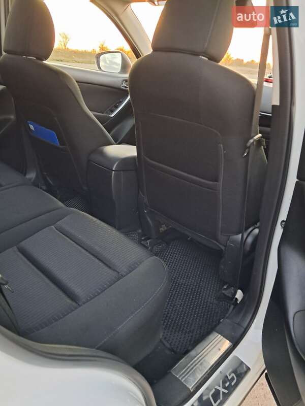 Внедорожник / Кроссовер Mazda CX-5 2012 в Баре