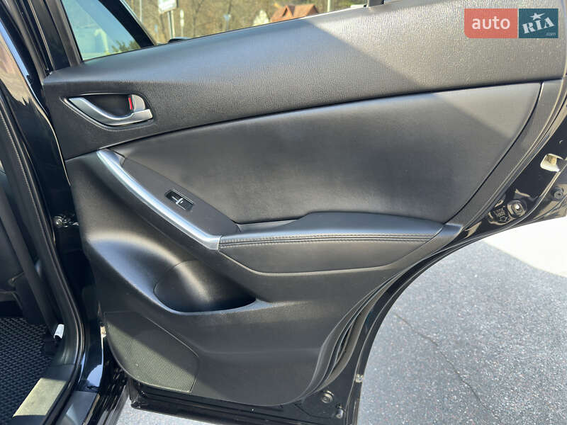 Внедорожник / Кроссовер Mazda CX-5 2015 в Киеве