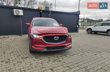 Внедорожник / Кроссовер Mazda CX-5 2017 в 