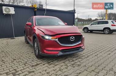 Внедорожник / Кроссовер Mazda CX-5 2017 в 