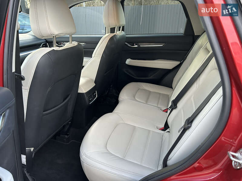 Позашляховик / Кросовер Mazda CX-5 2018 в Рівному