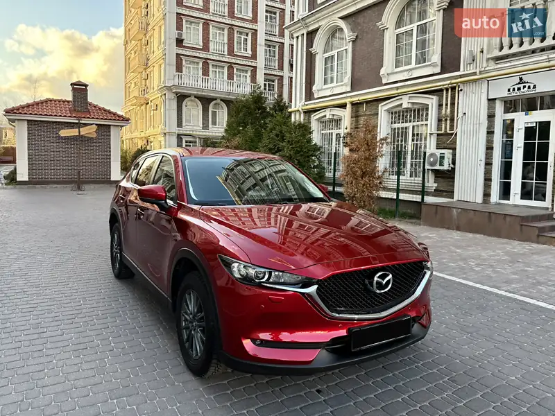 Позашляховик / Кросовер Mazda CX-5 2021 в 