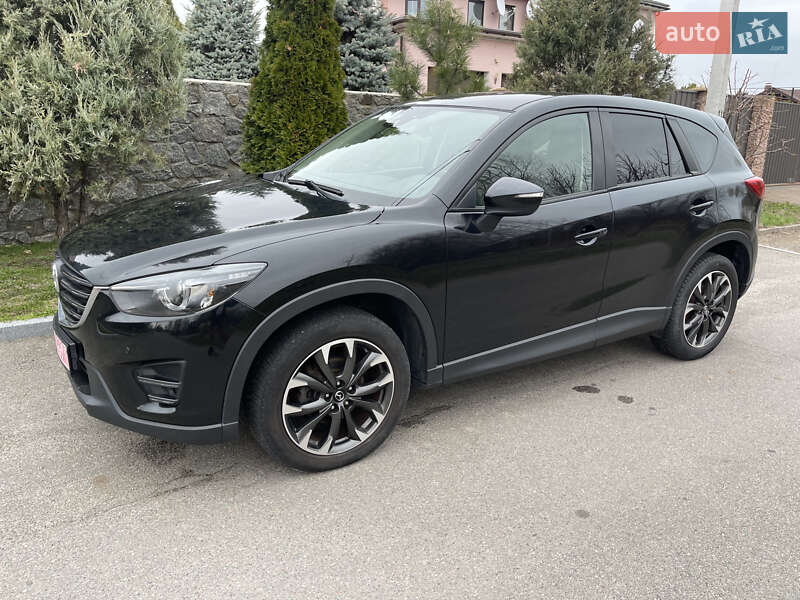 Позашляховик / Кросовер Mazda CX-5 2016 в 